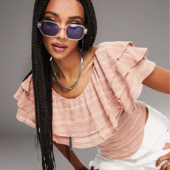 Free people ruffle off shoulder top blouse nude pink NWT stripe - Picture 4 of 6